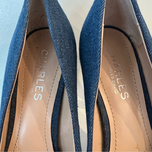 Charles by Charles David Blue Denim Heels Size 6.5 - Picture 5 of 9